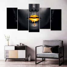 Load image into Gallery viewer, Personalised 5 Piece Stagger Canvas